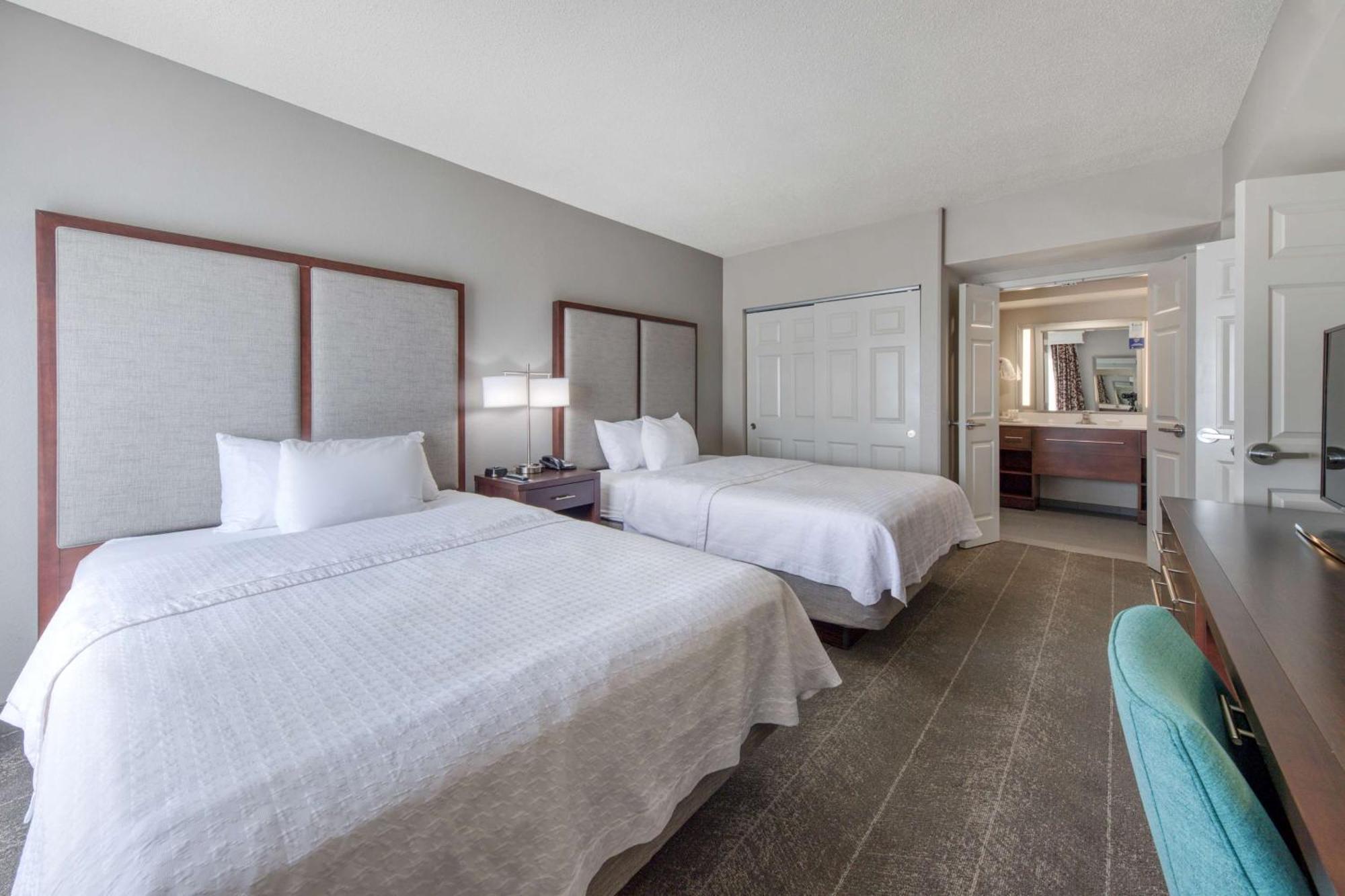 โฮมวูด สวีท บาย ฮิลตัน โอล์มสเตด วิลเลจ ไพน์เฮิสต์ Hotel ไพน์เฮิร์สท์ ภายนอก รูปภาพ